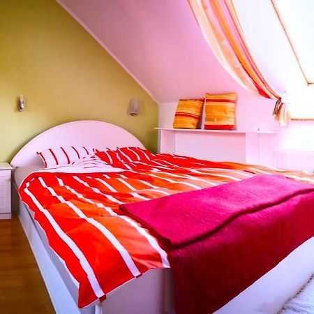 Aurora Premium Home Gyor Ngoại thất bức ảnh