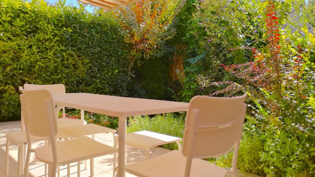 Aurora Premium Home Gyor Ngoại thất bức ảnh